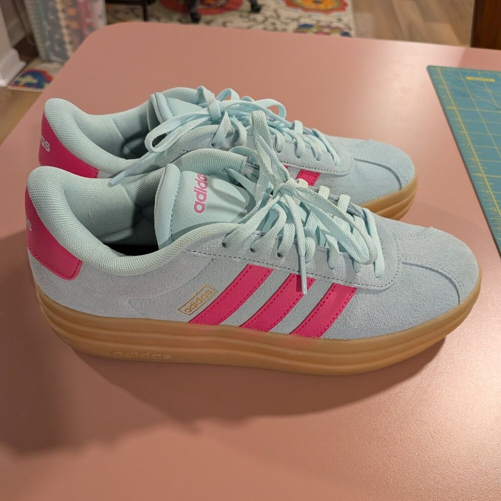 Women's VL Court Bold Platform Sneaker - Picture 8 of 8